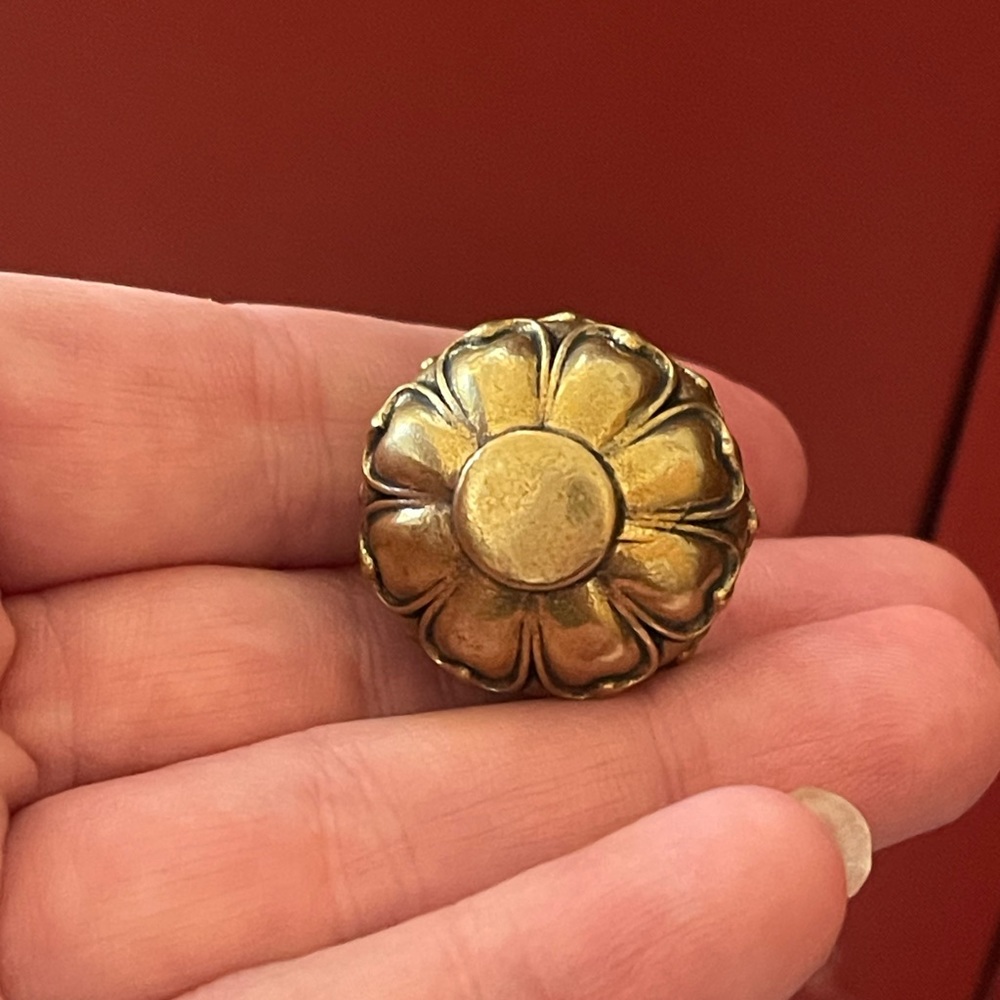 Lotus pendant - Picture 5 of 6
